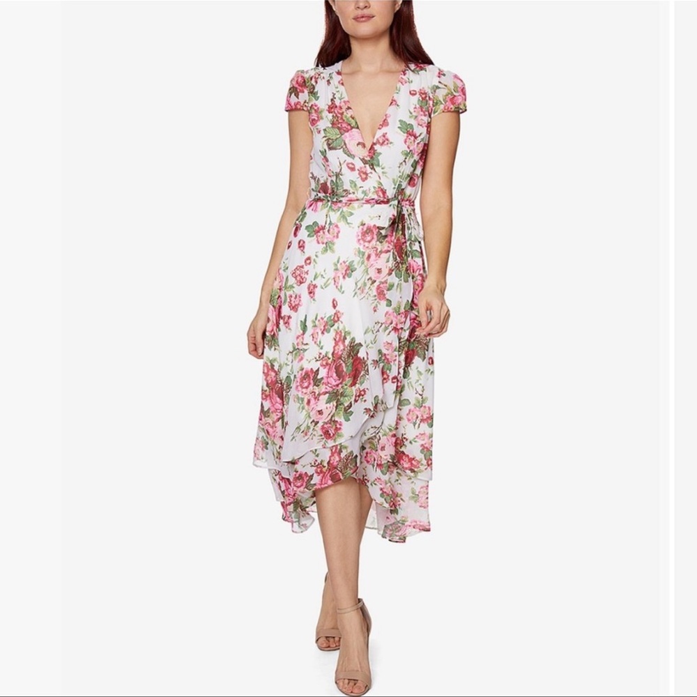 NWT Betsey Johnson🌸Floral Wrap Dress